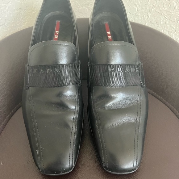 PRE-OWNED PRADA MENS BLACK LEATHER DRESS SHOES Sz 8 - Picture 1 of 4